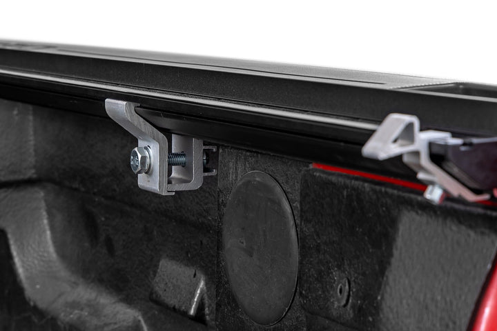 Hard Roll Up Bed Cover | 5'9" Bed | Chevy/GMC 1500 (14-18 & Classic)