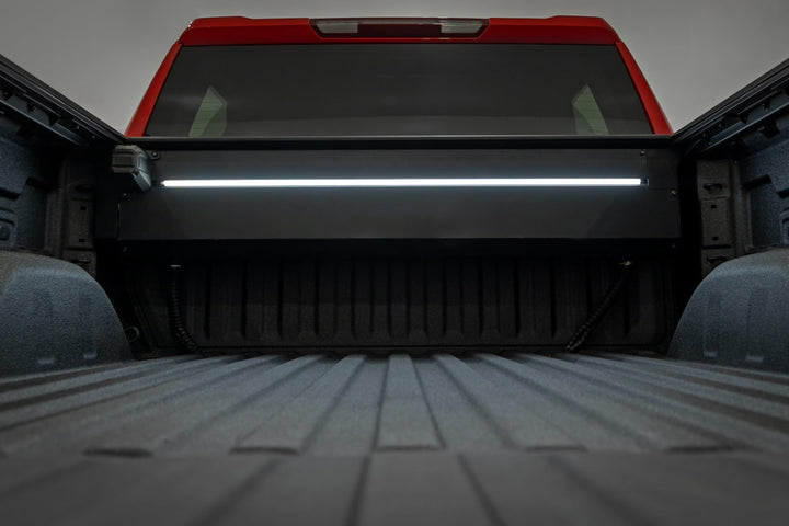 Powered Retractable Bed Cover | 5'10" Bed | Chevy/GMC Sierra 1500 (19-26)/Silverado 1500 (19-26)