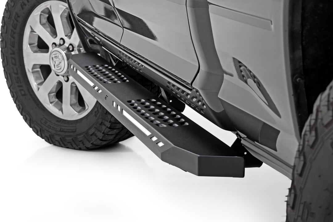 AC2 Running Boards | Amber/White | Crew Cab | Ram 1500 (19-26)/1500 TRX (21-24)