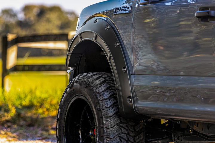 Defender Fender Flares | Z1 Oxford White | Ford F-150 2WD/4WD (2015-2020)