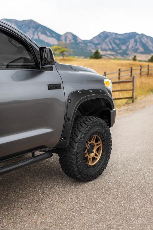 Defender Fender Flares | 202 Black Onyx | Toyota Tundra 2WD/4WD (2014-2021)