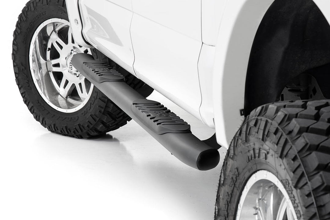 Oval Nerf Step | Crew Cab | Black | Ford F-150/Lightning/F-250/F-350/Raptor (15-26)