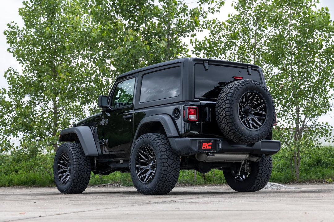 Rough Country 95 Series Wheel | Machined One-Piece | Gloss Black | 20x10 | 5x5 | -19mm