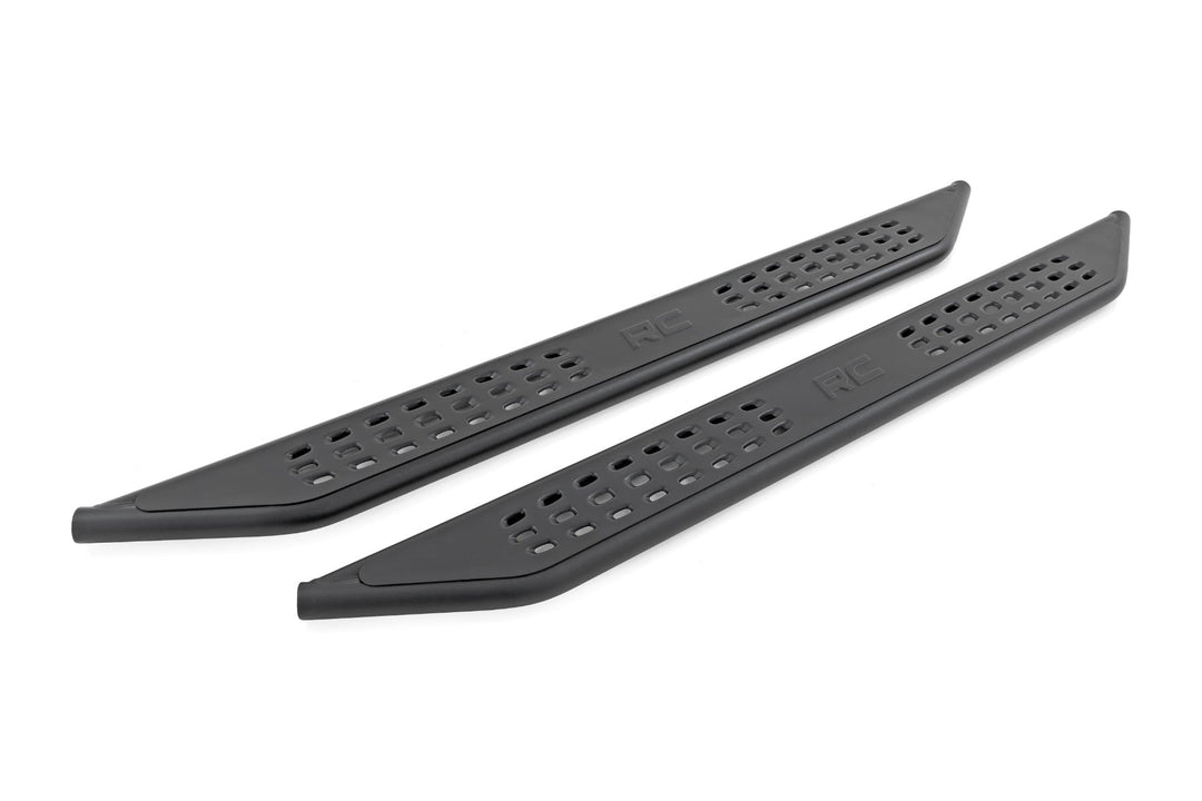 OV2 Running Boards | Side Step Bars | Crew Cab | Toyota Tundra 2WD/4WD (22-26)