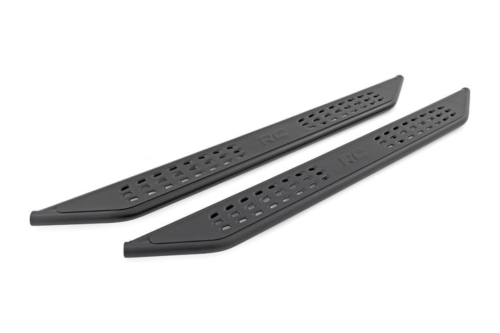 OV2 Running Boards | Side Step Bars | Crew Cab | Toyota Tacoma 2WD/4WD (16-23)